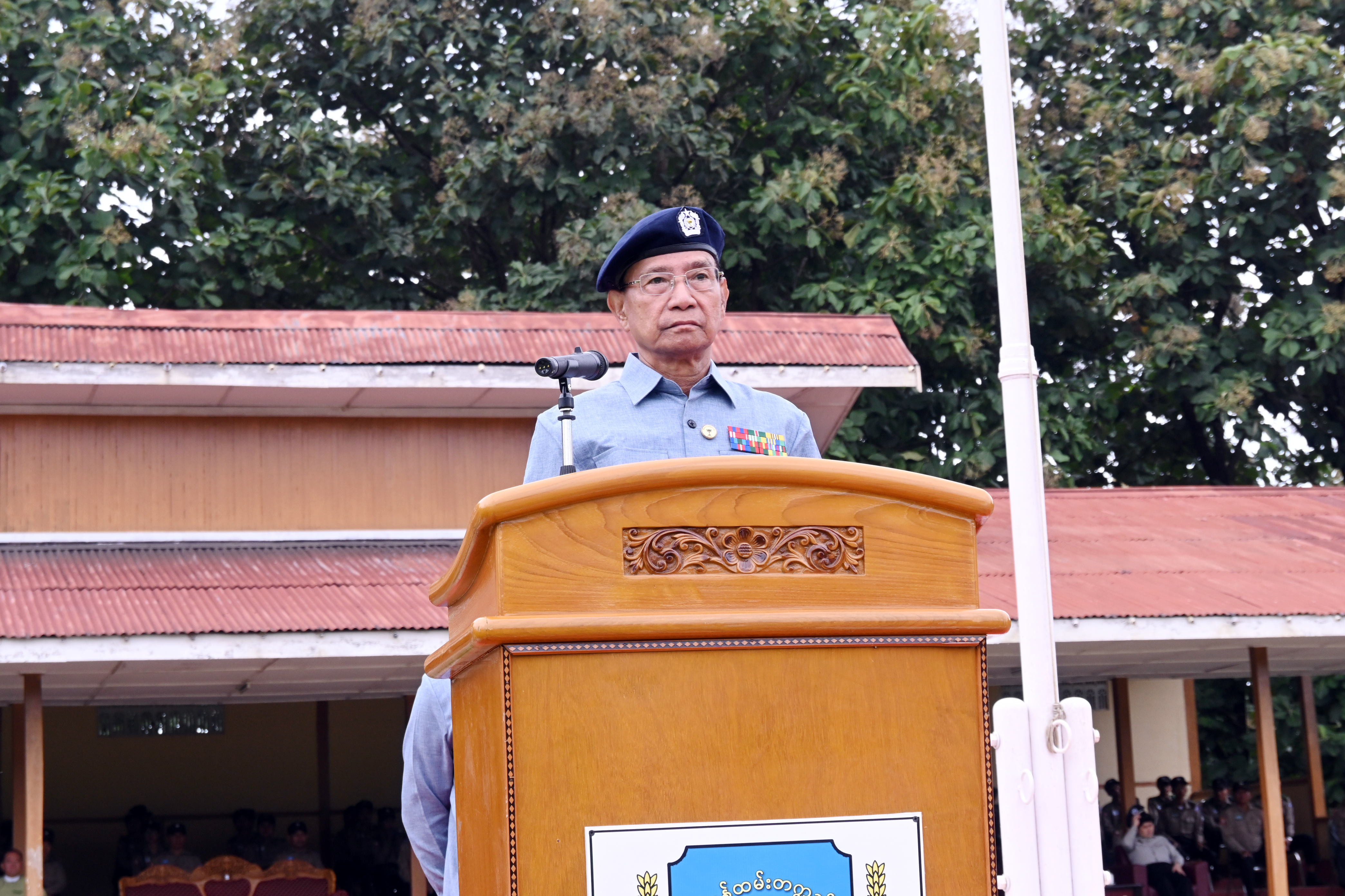 အုပ်ချုပ်မှုစွမ်းရည်မြင့်မားရေး သင်တန်း အမှတ်စဉ်(၈)နှင့် အရာထမ်းငယ်သင်တန်း အမှတ်စဉ် (၁၀၀)တို့၏ သင်တန်းဆင်းပွဲ အခမ်းအနား (၂-၁၀-၂၀၂၄)